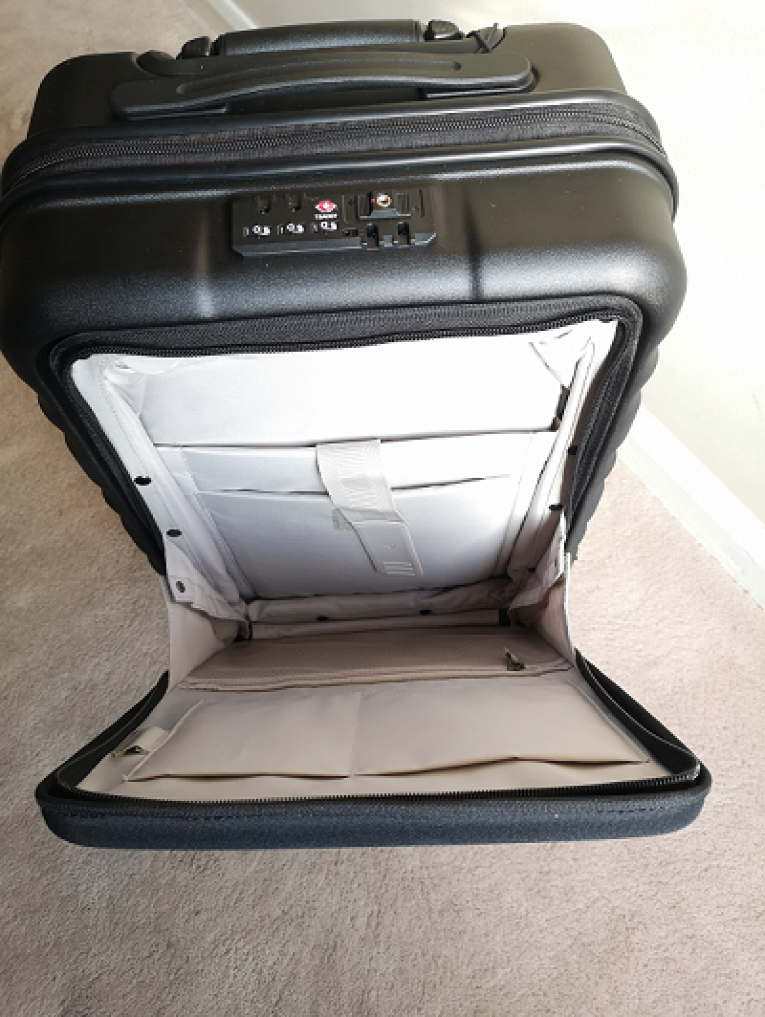 Antler Clifton Cabin with Pocket Luggage Review