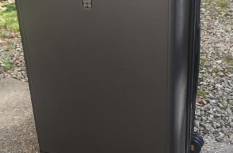 level8 textured suitcase set review